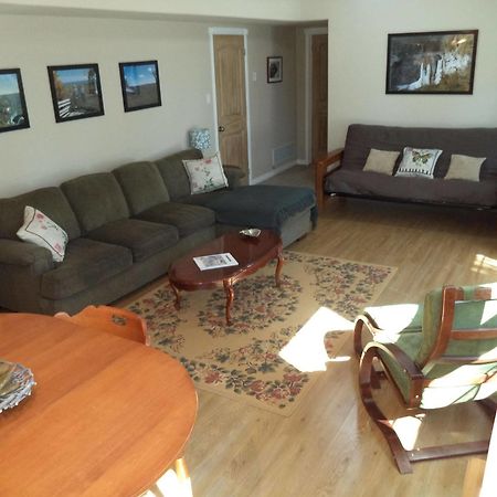 Flesherton The Treehouse Bed And Breakfast מראה חיצוני תמונה